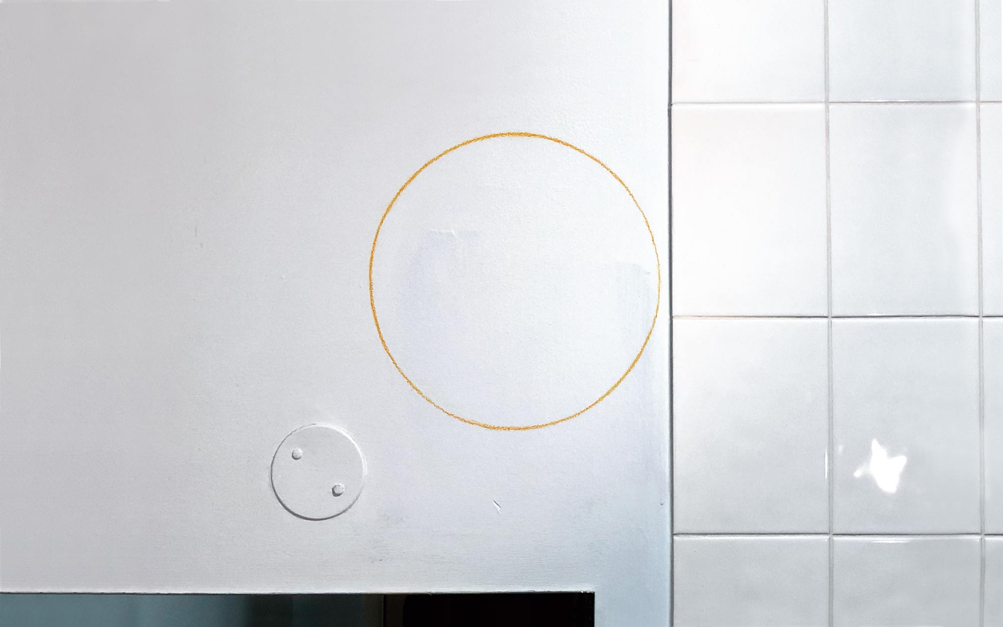 Dinner Plate #7 by Della Gooden. Yellow pastel/pencil