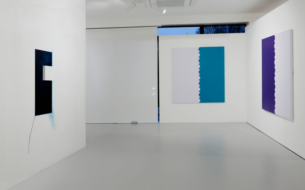 Della Gooden (left) Tess Jaray (right)
at Phoenix Art Space, Brighton